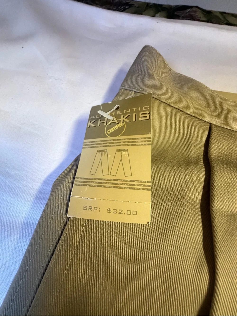 Men's Classic Pleated Dress Pants - Khaki
